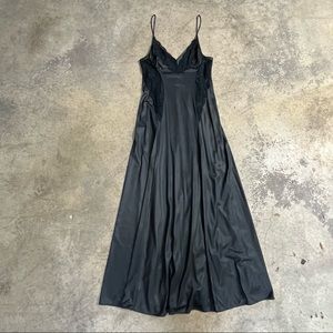 Vintage Ralph Montenero 1980's Black Lace Maxi Nylon Sweeping Lingerie Nightgown